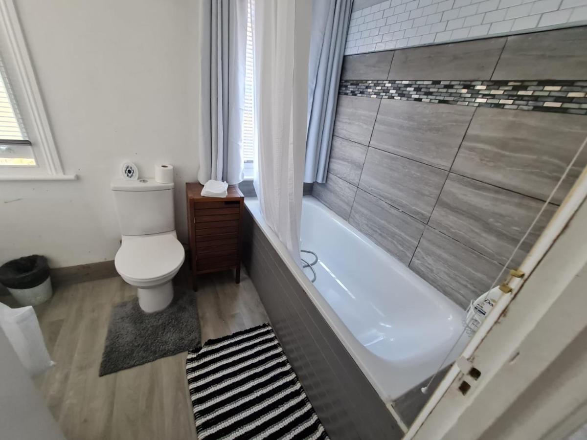 Vila 3-Bed House In London Self-Contained In Ladywell Exteriér fotografie