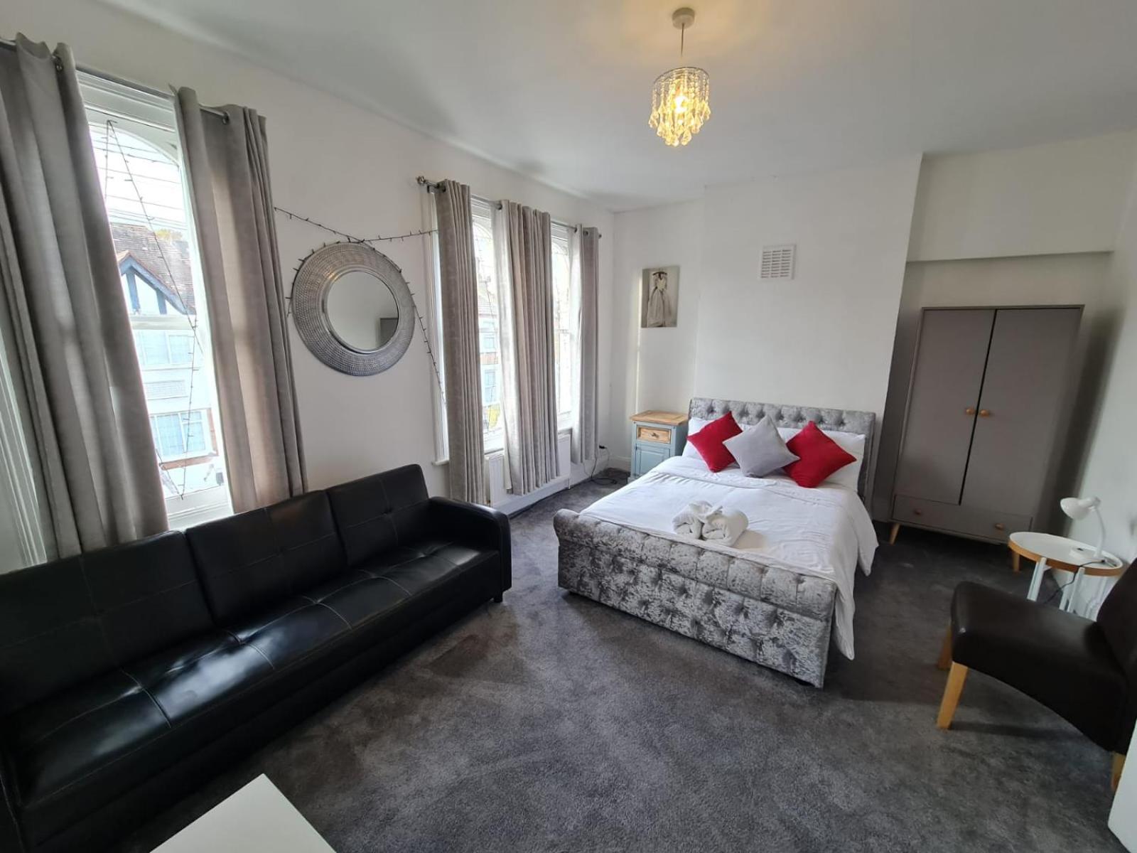 Vila 3-Bed House In London Self-Contained In Ladywell Exteriér fotografie